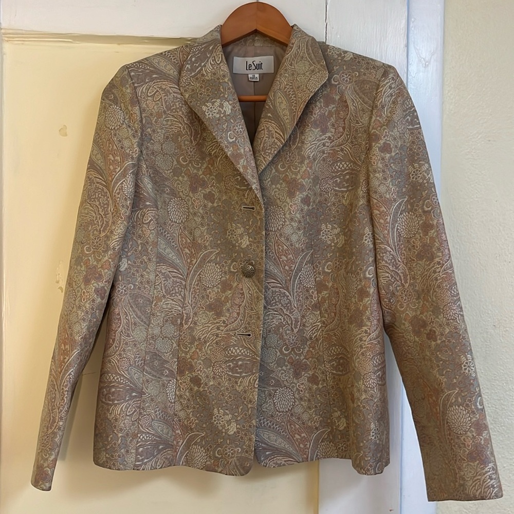 Women's Dress Suit